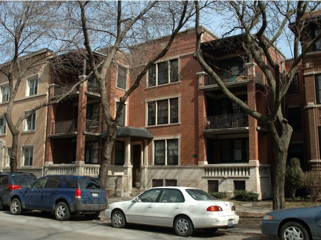5507-5509 S Hyde Park Boulevard Image 1