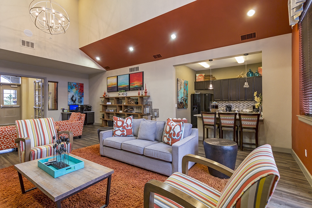 Solaire Apartment Homes Image 31