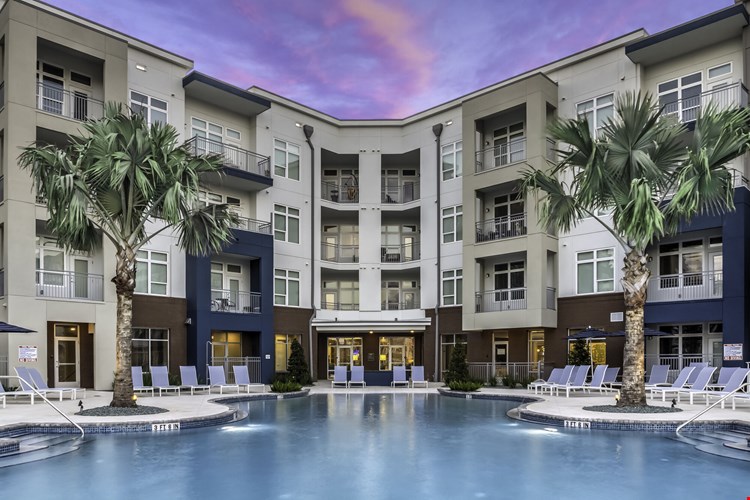 Solstice Apartments Image 30