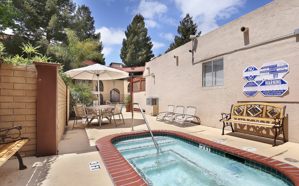 Northgate Savoy Apartments Image 3