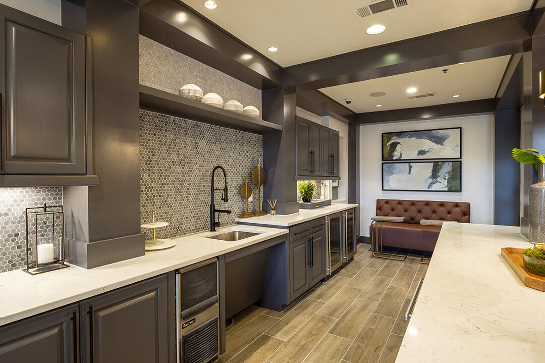 33ThirtyThree Image 36