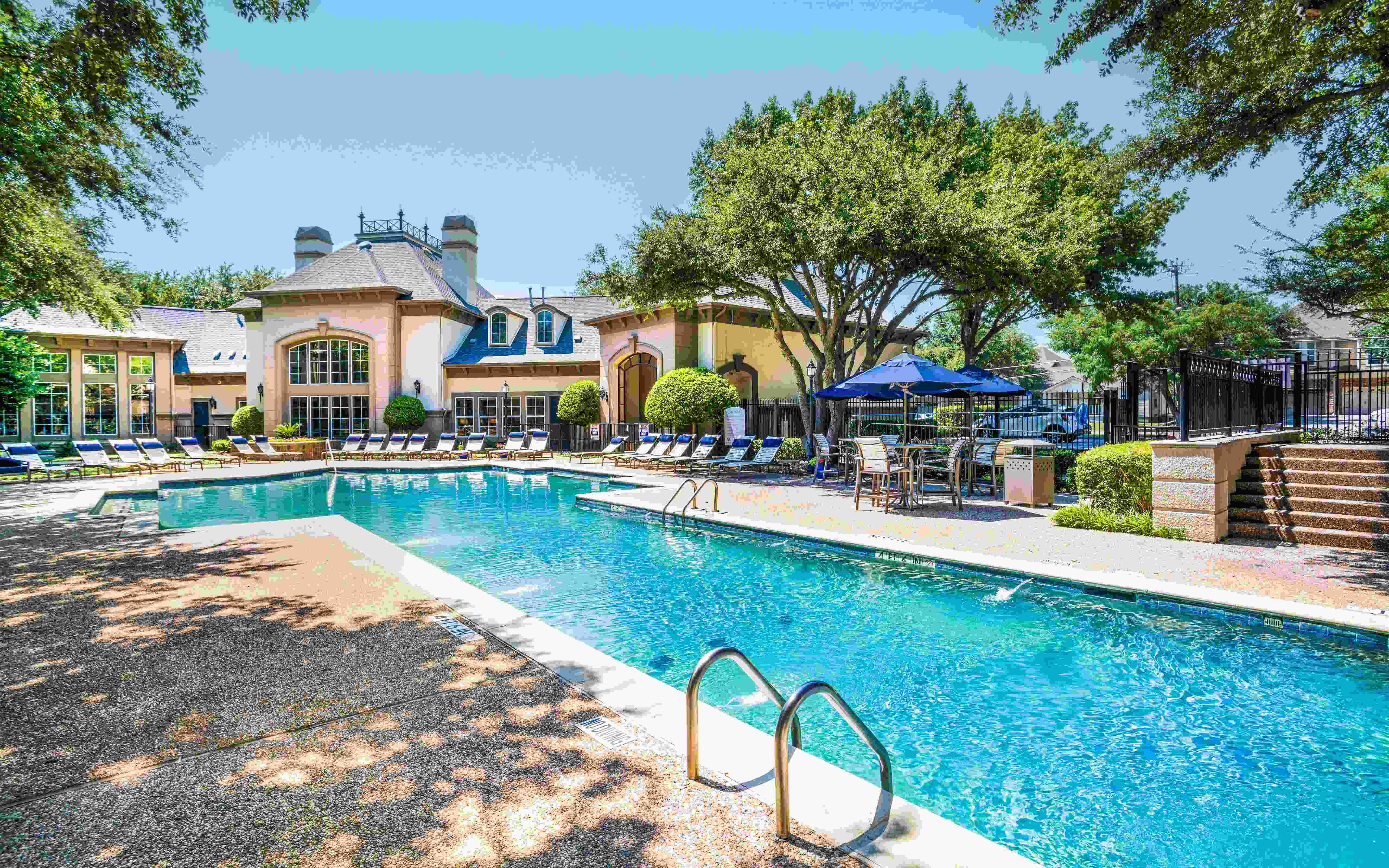 The Arches at Park Cities Image 8