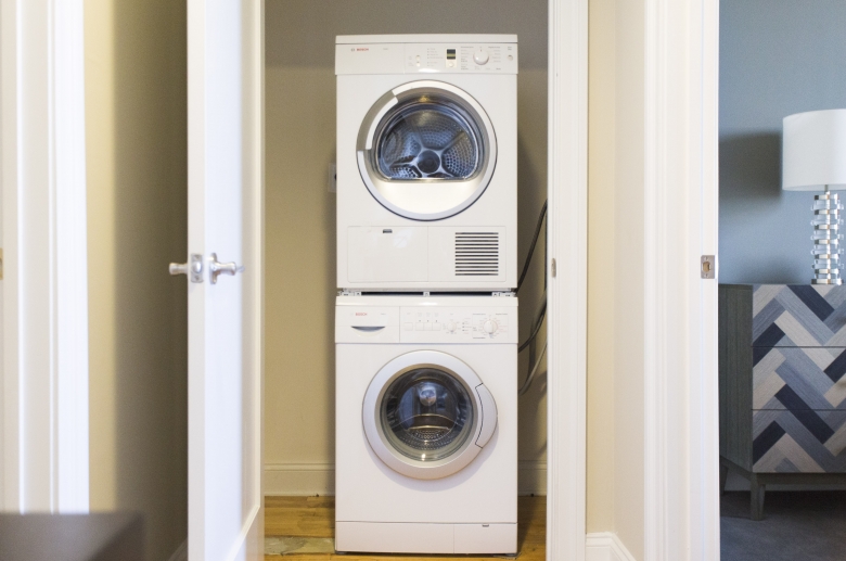 2100 Parkway Image 4