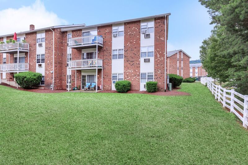 Parkview Apartments Image 9