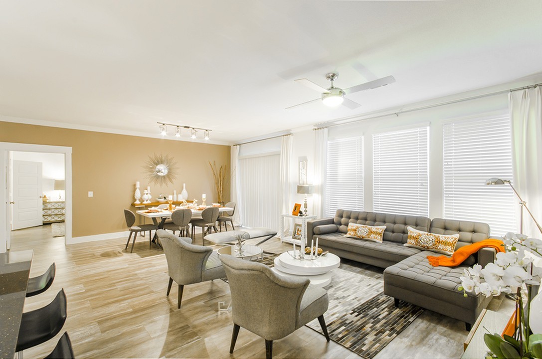 The Towers Woodland Image 36