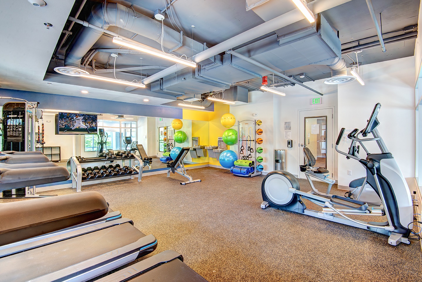 98th Avenue Image 16