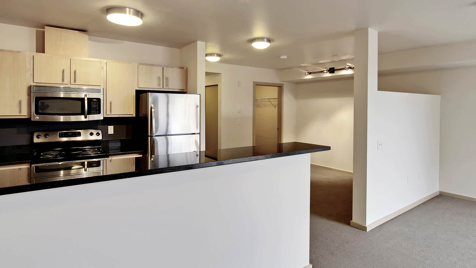 Chloe on Union Image 20