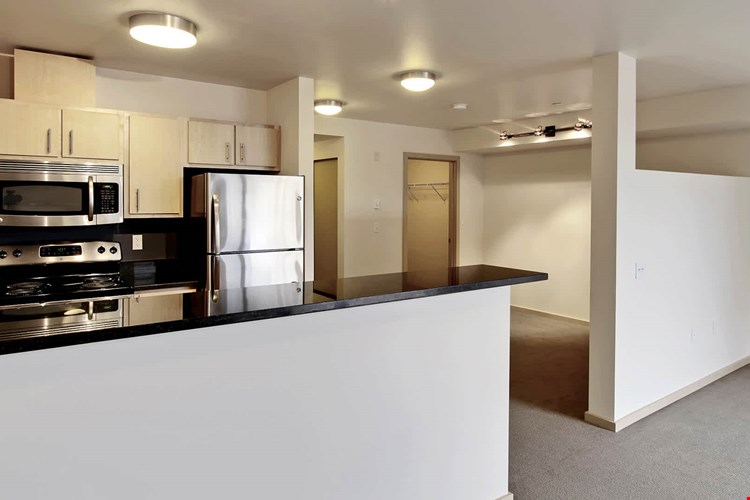 Chloe on Union Image 20