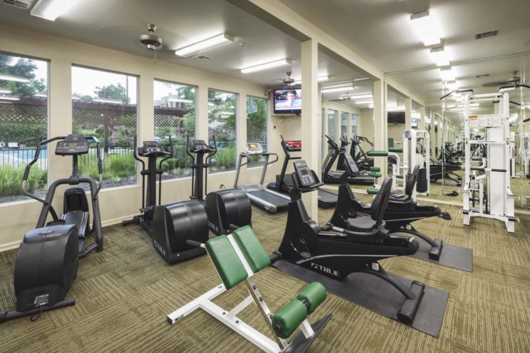 Crown Woods Image 17