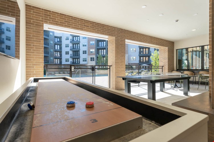 Olivian at the Realm Image 67