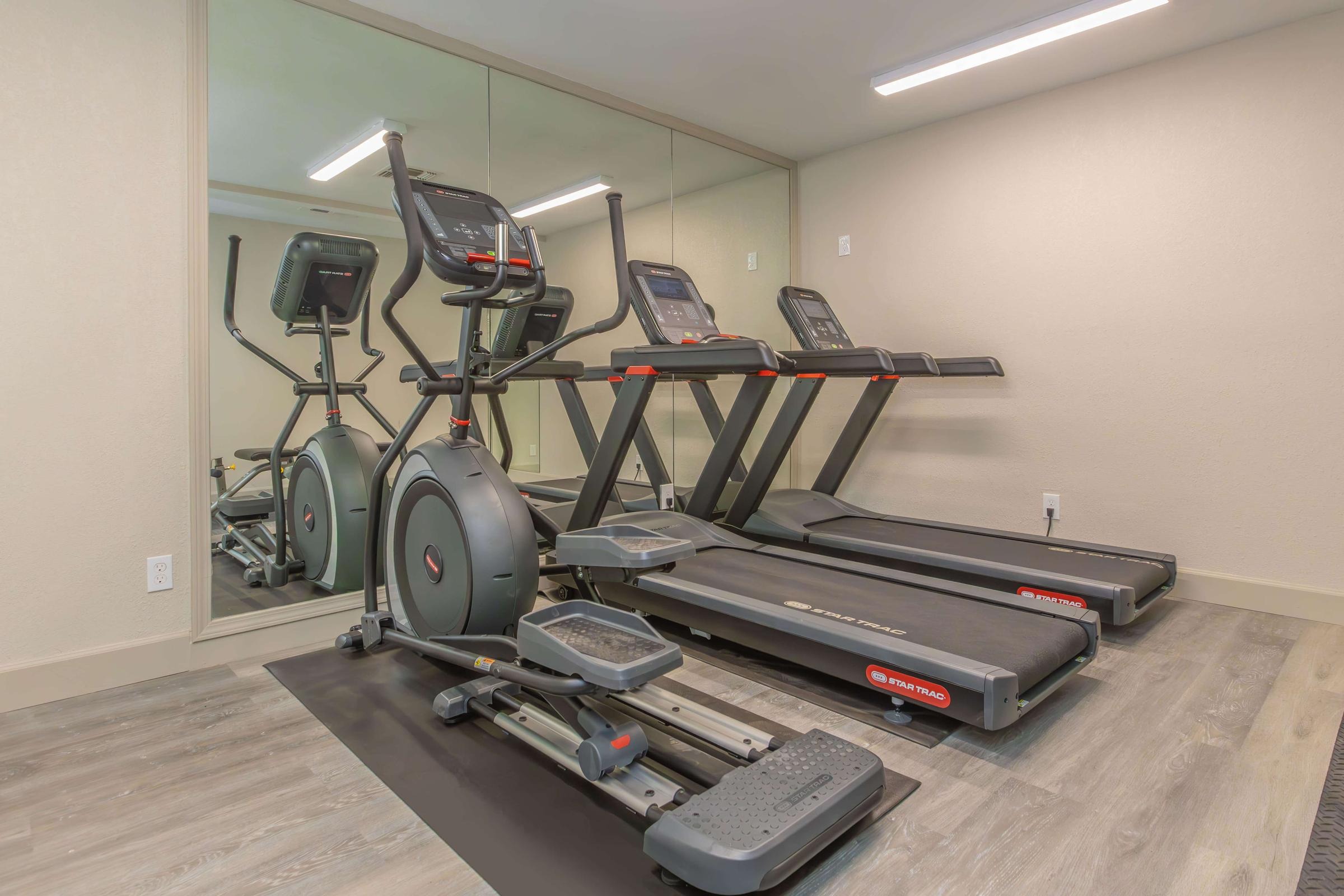 Aurora Flats Image 5