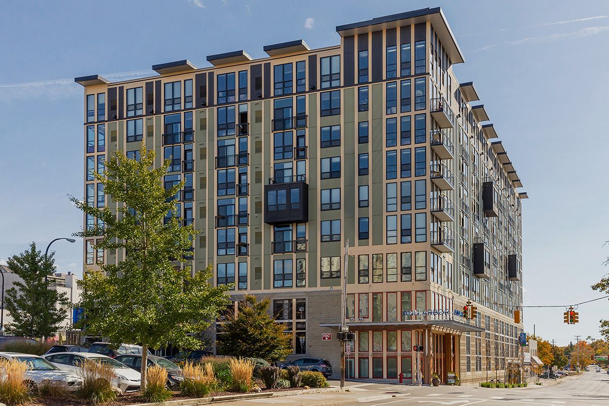 Ann Arbor City Club Apartments Image 30