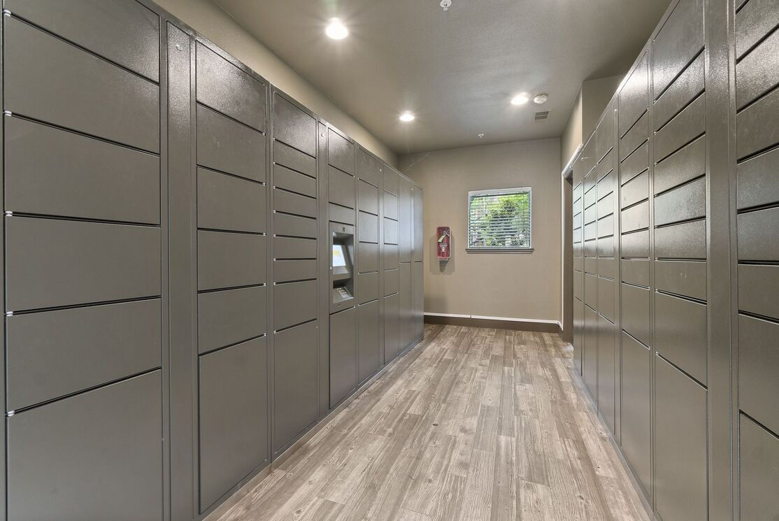 Larkin Apartment Homes Image 57