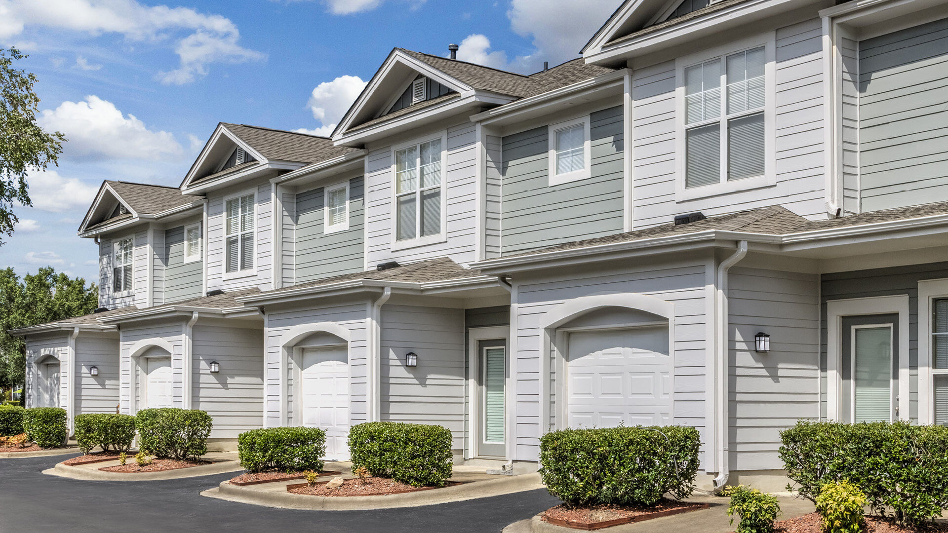 Camden Governors Village Image 27