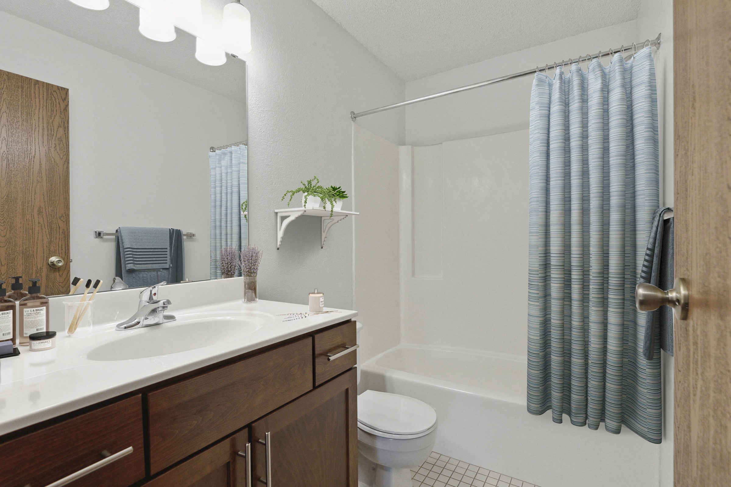 Silver Ridge Image 7