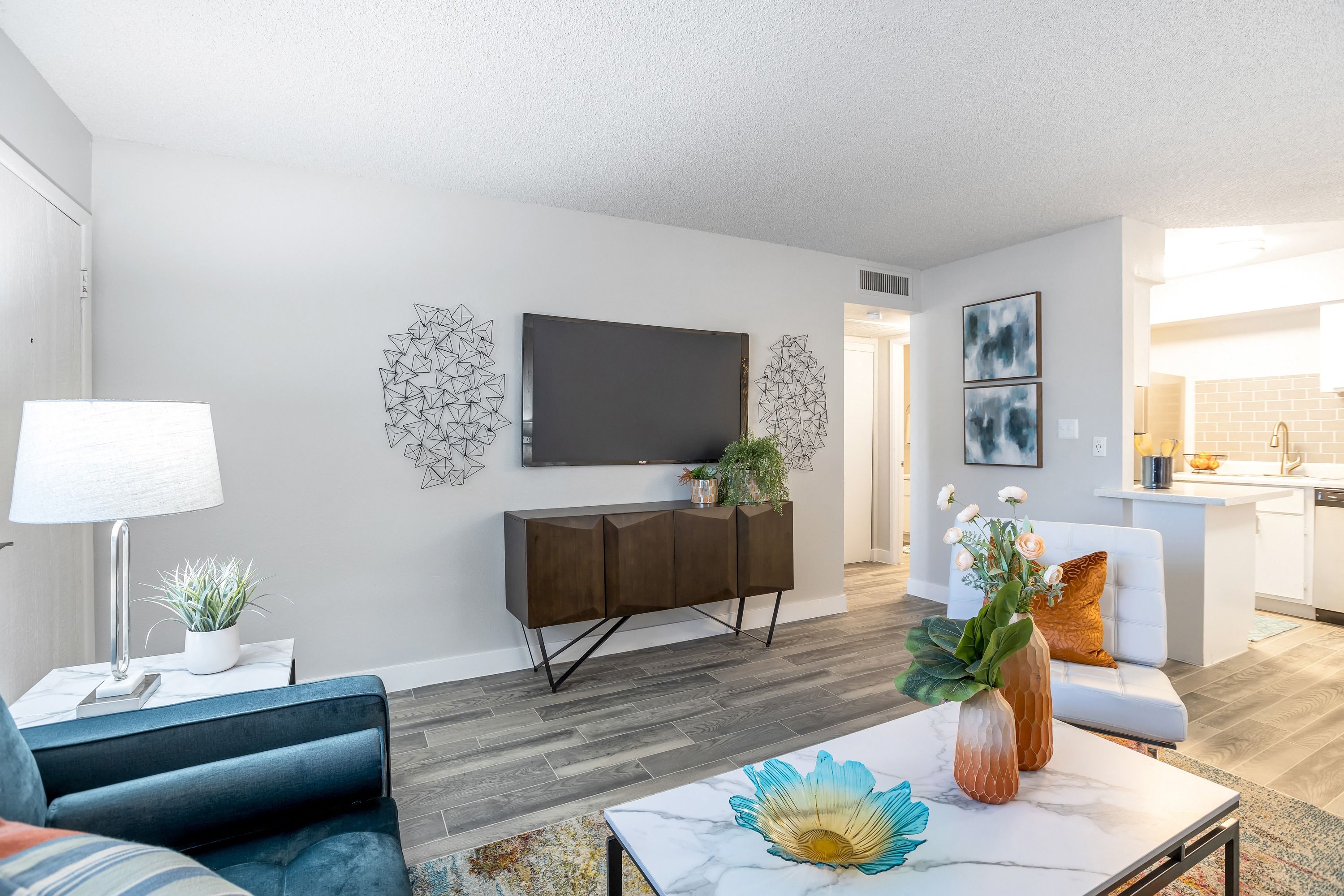 The Mod Apartments Image 6