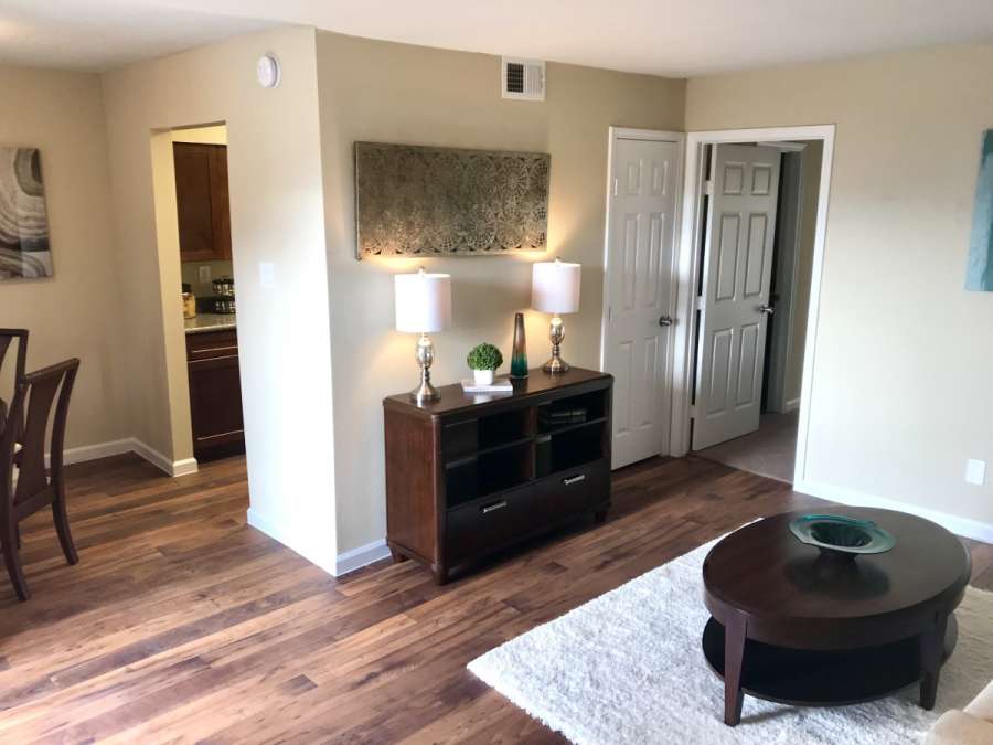 Park on Vista Image 5