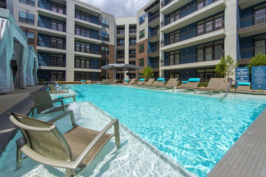 Pearl @ the MIX Image 2