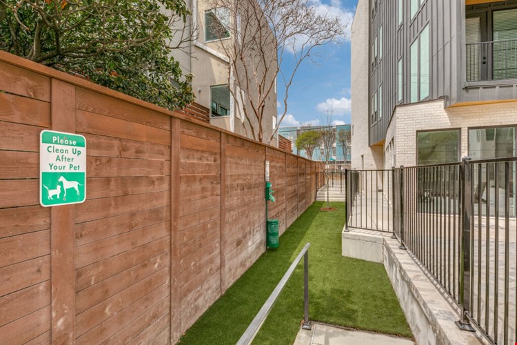 Capitol Flats Image 11