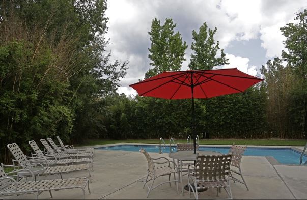 Mandeville Lake Apartments Image 21