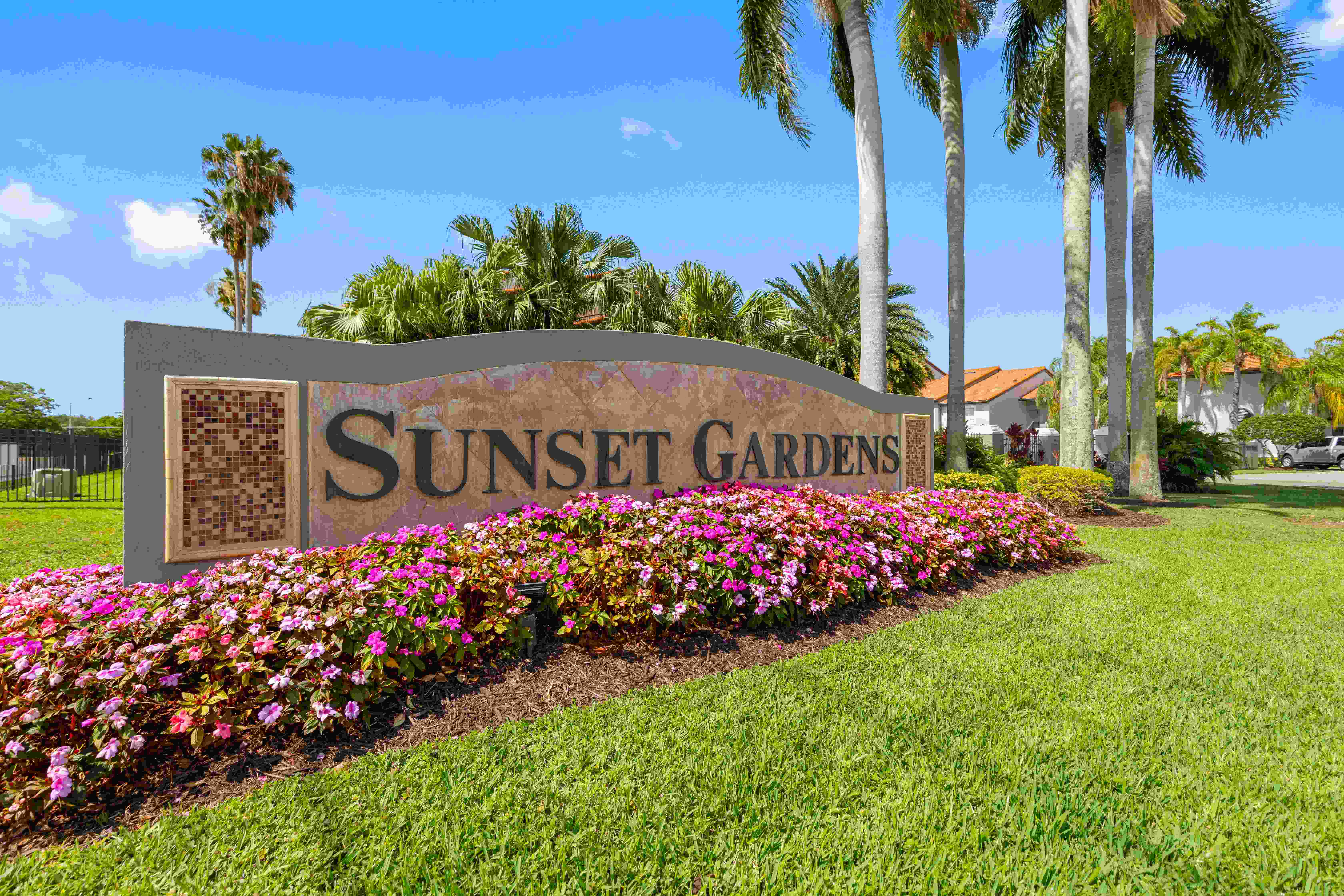 Sunset Gardens Image 3