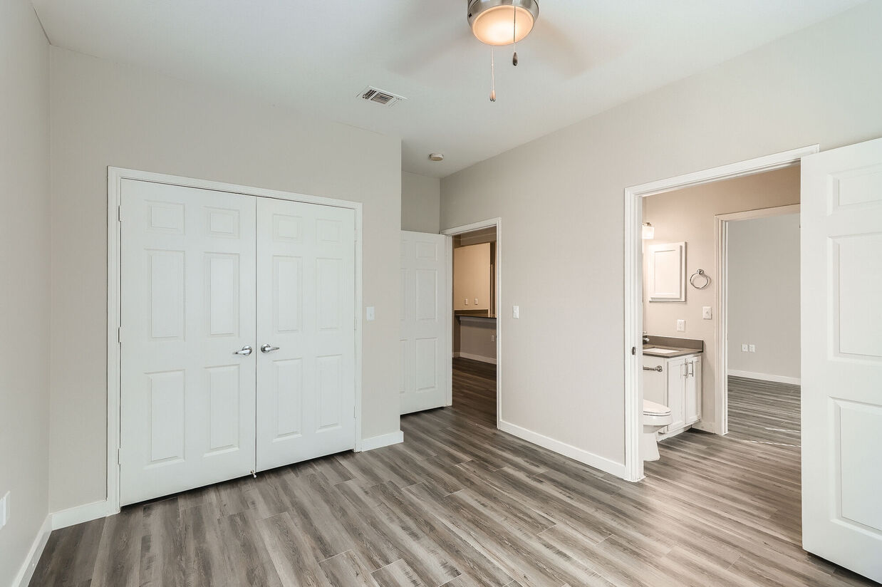 Creekwood Place Image 6