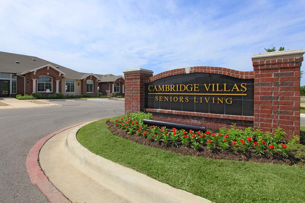 Cambridge Villas Image 8