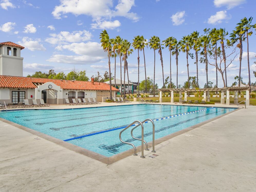 Enjoy full access to SAMLARC's amenities, including four pools