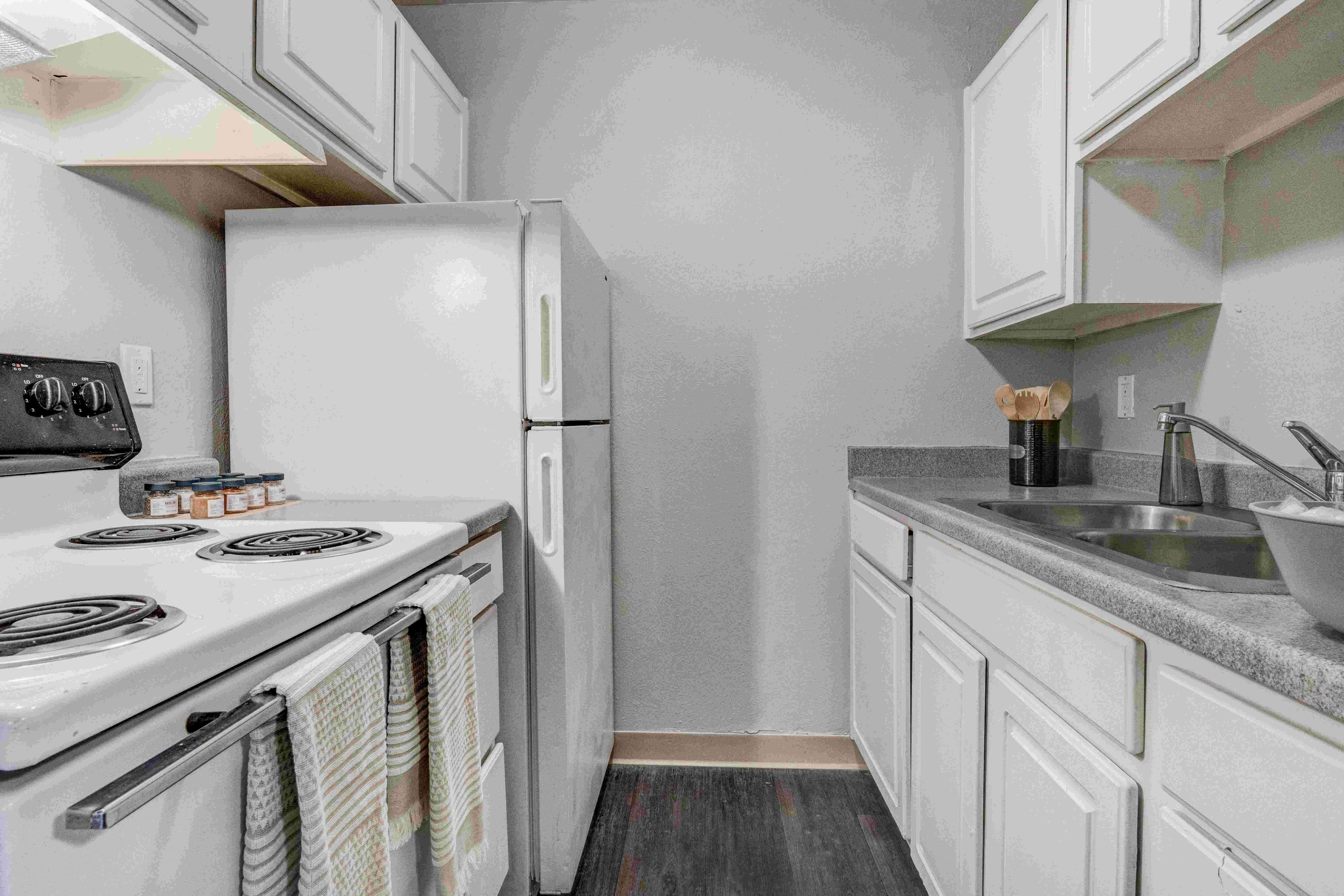 Forest Manor Image 3