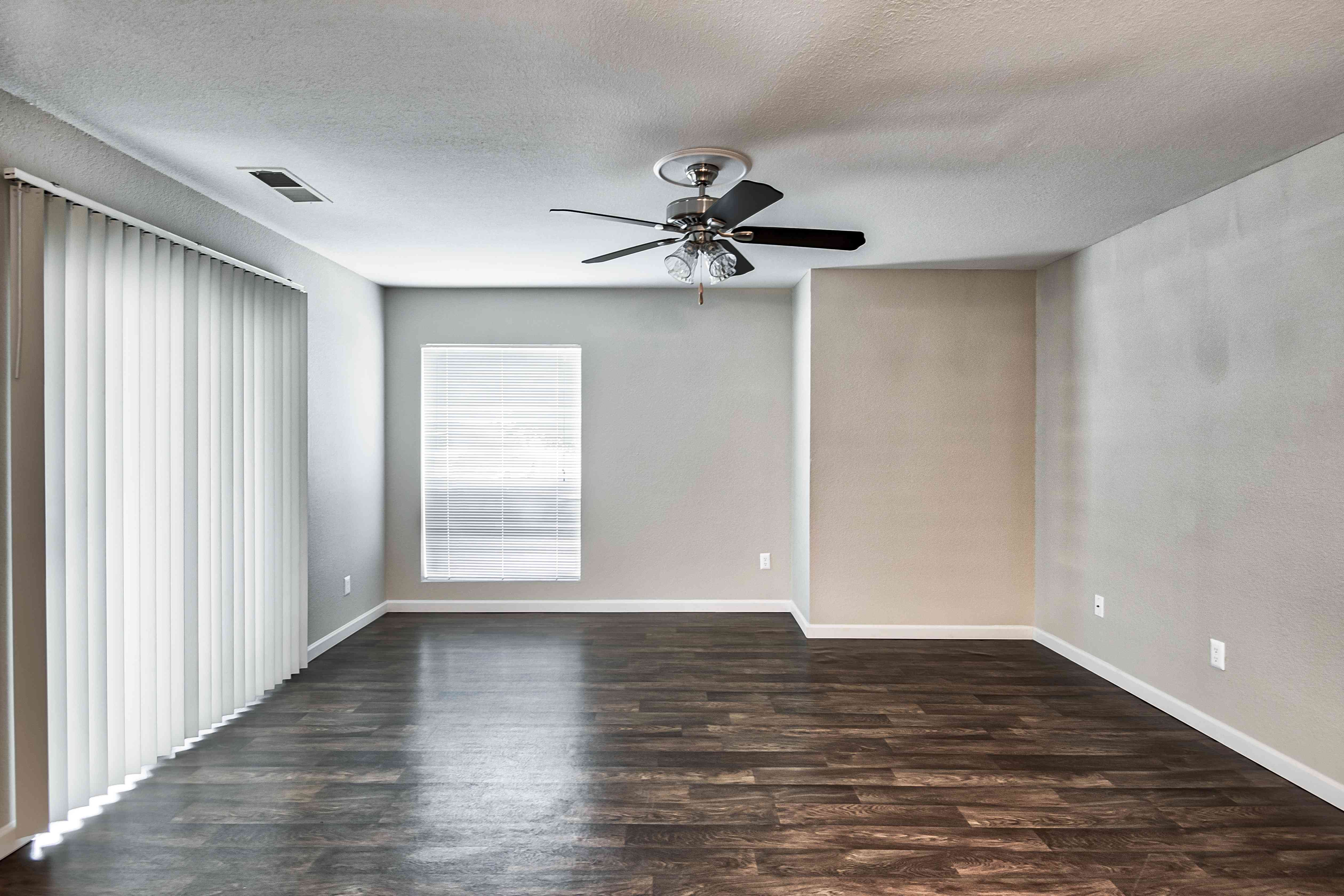 The Lodge at McCarran Ranch Apartment Homes Image 1