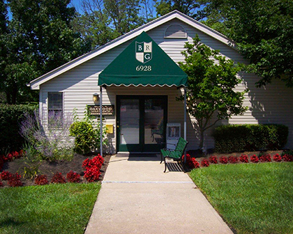 Oakwood Apartments Image 3