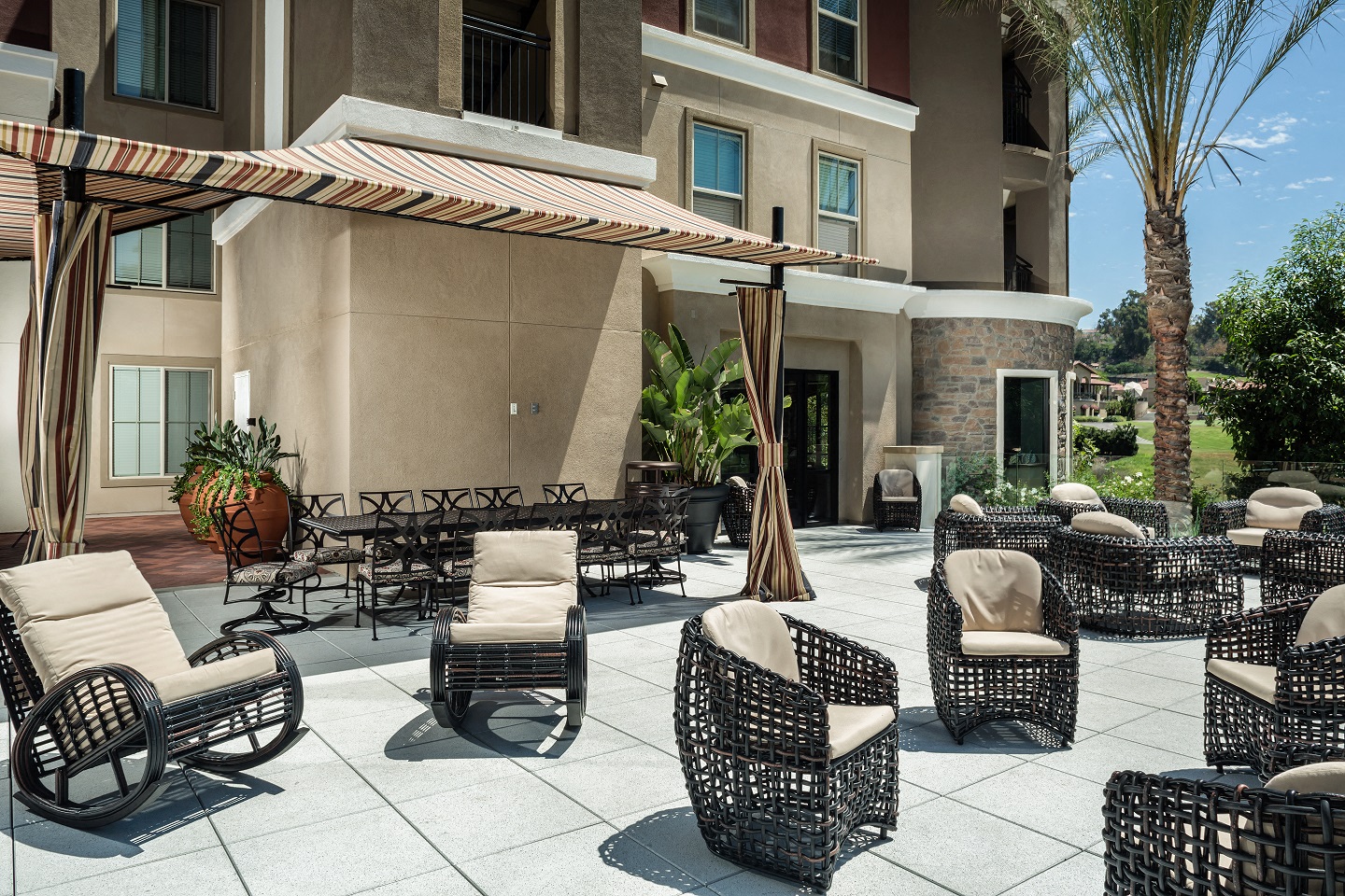 Ave_5_Adagio_West_Courtyard_6_Mission Viejo