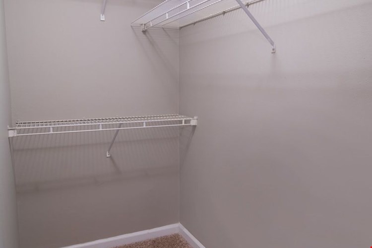 Huntington Chase Image 14