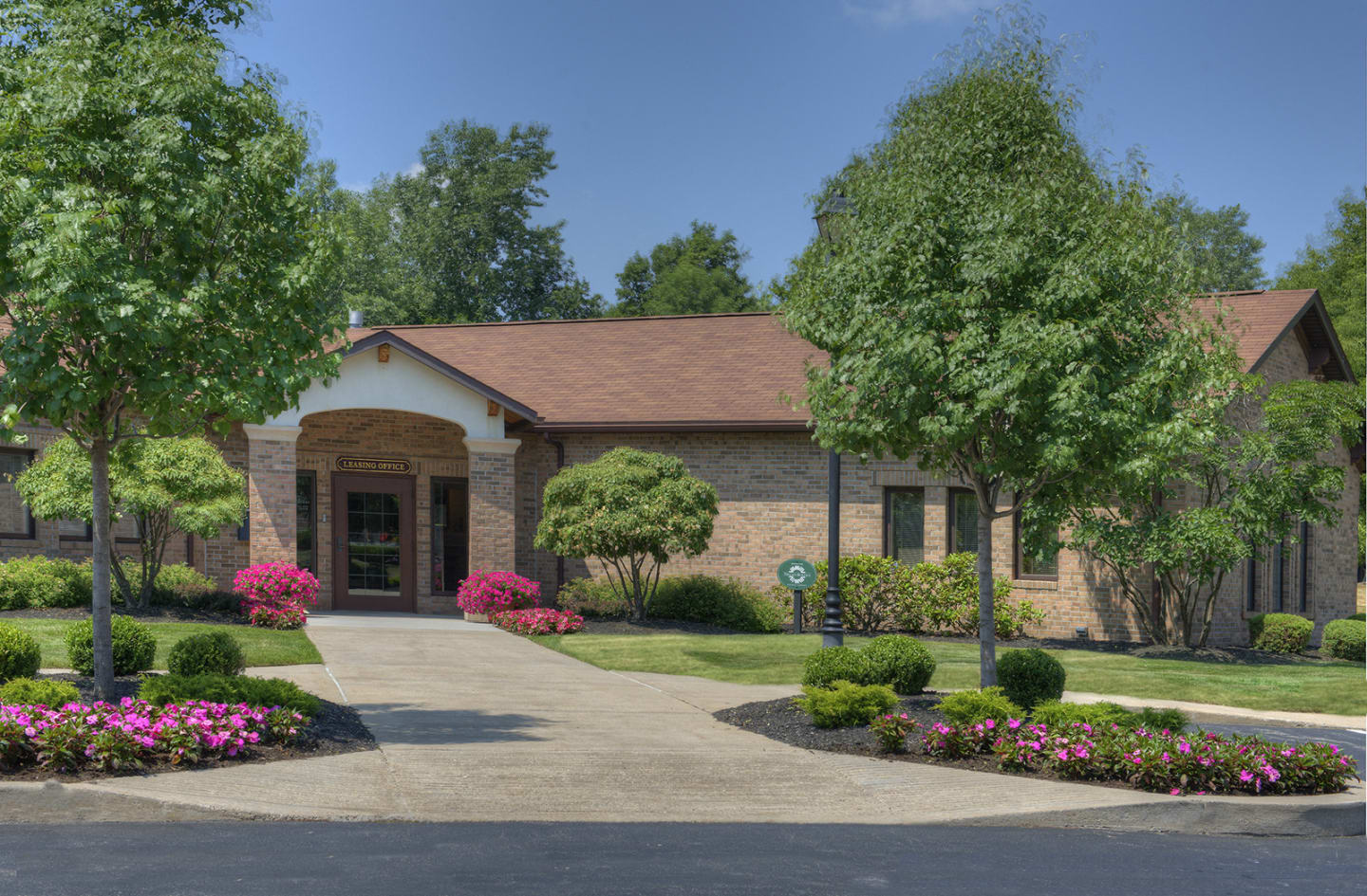 Spanish Gardens Apartments Image 1