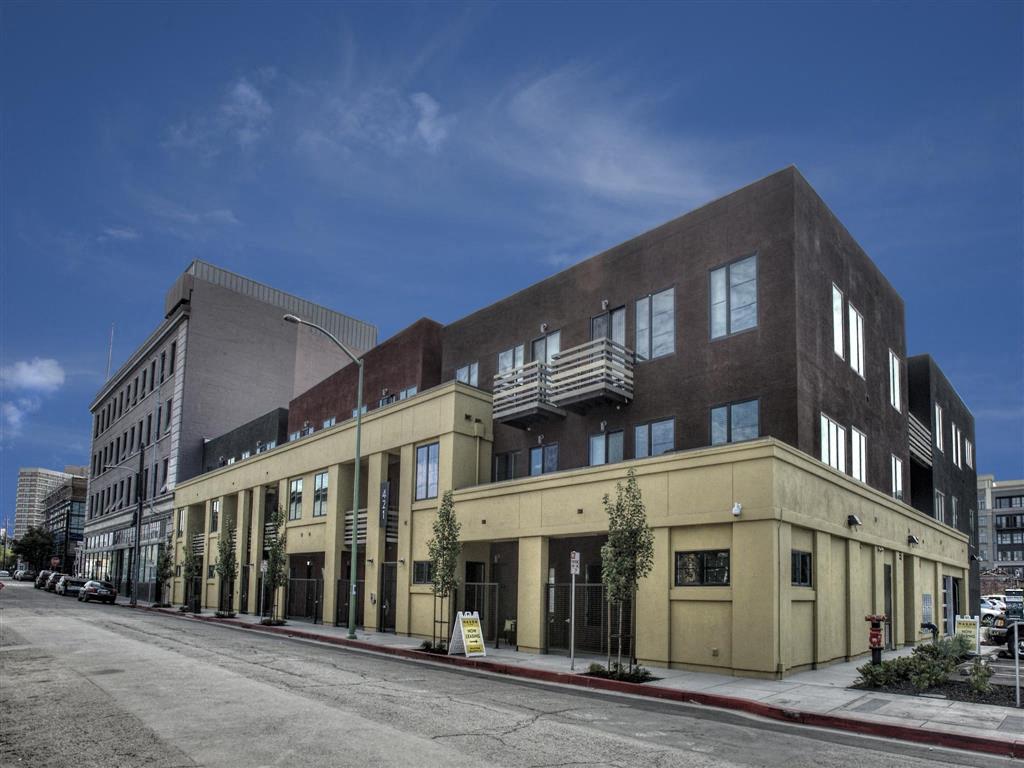 Mason at Hive 100% Non Smoking Community