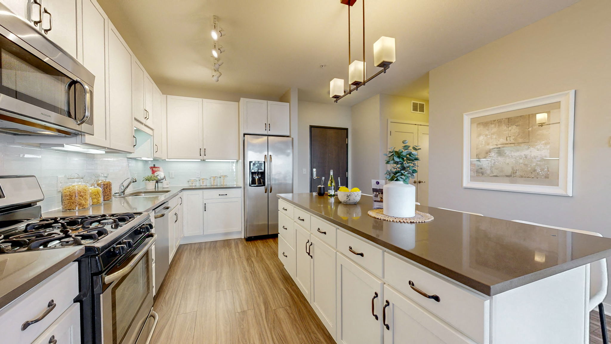 Residences at 1700 Image 3