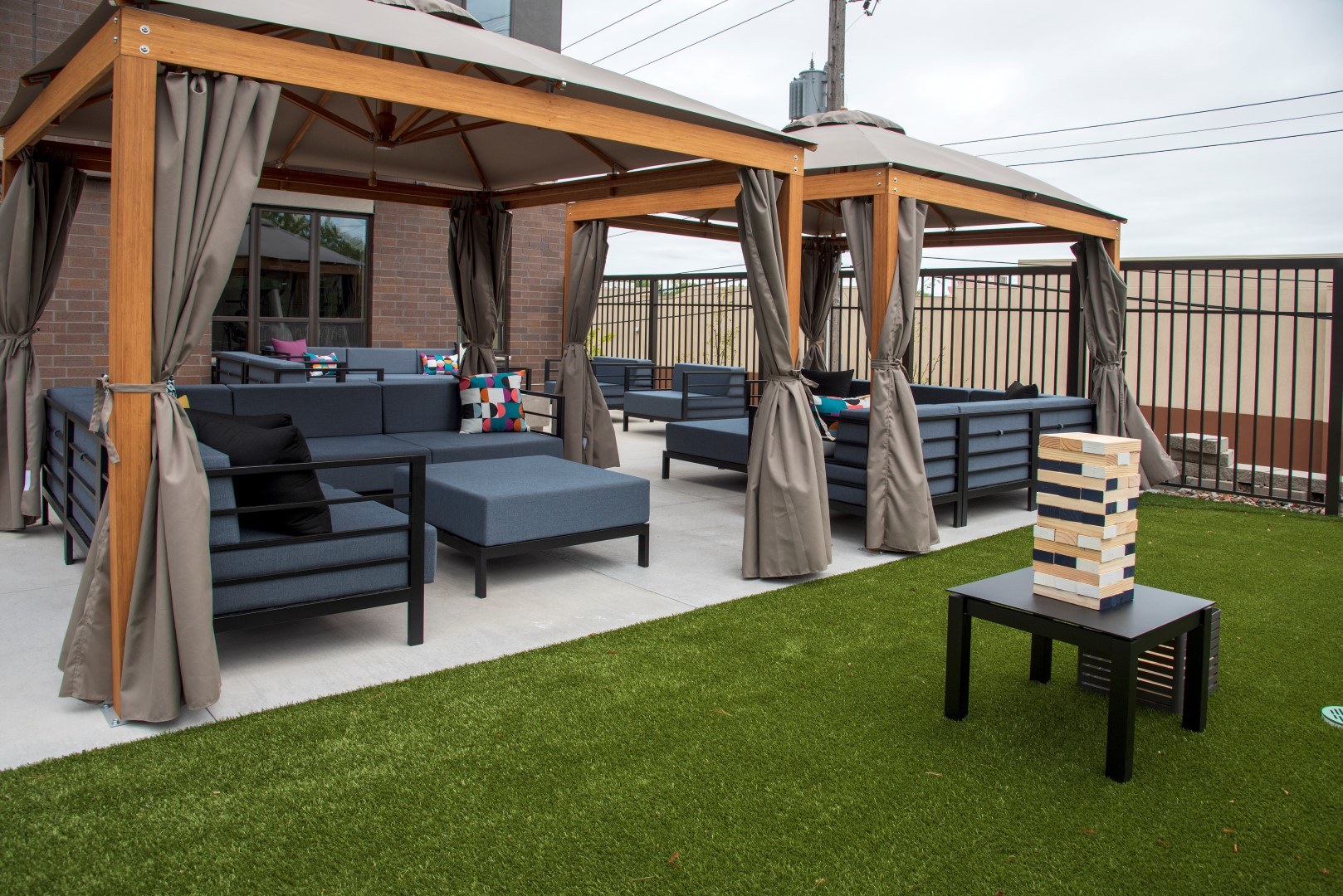 Urban Park II Apartments Image 17