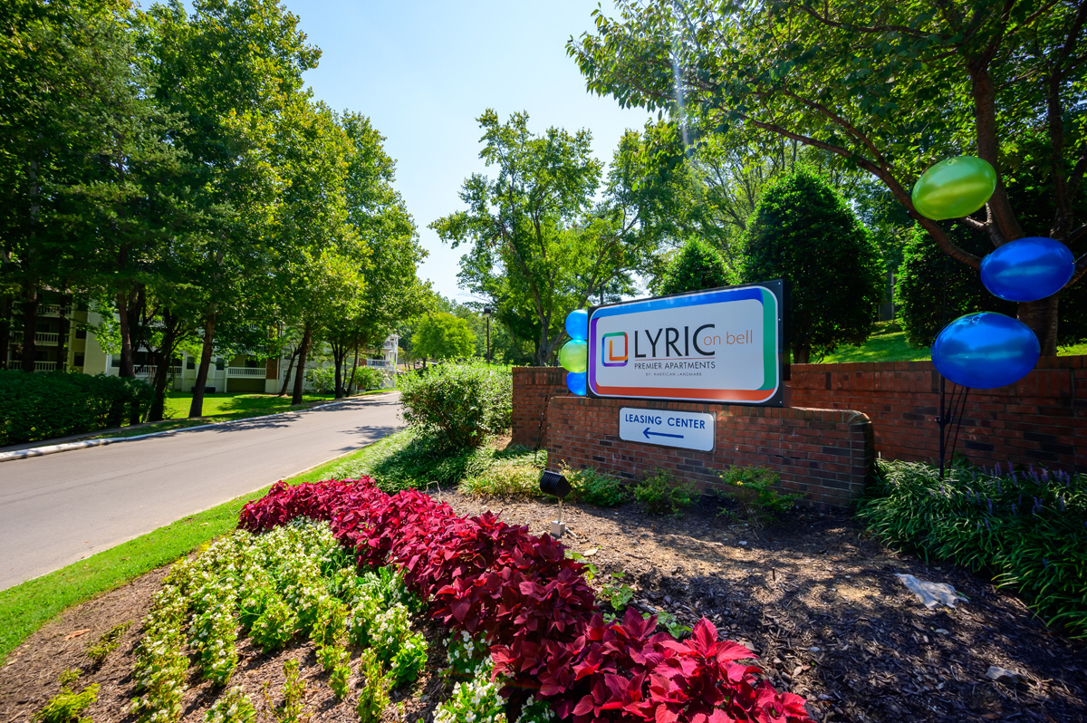 Lyric on Bell Image 2