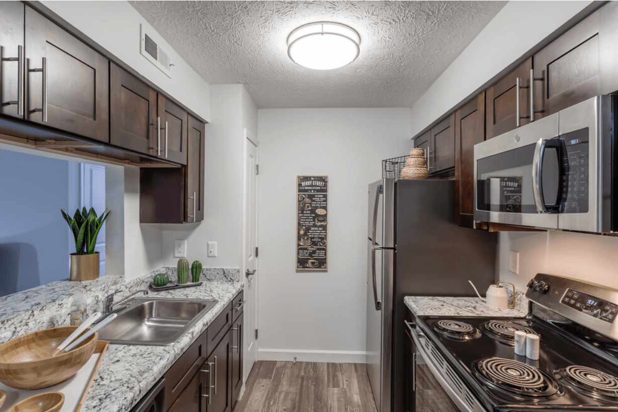 Hilltop Apartments Image 28