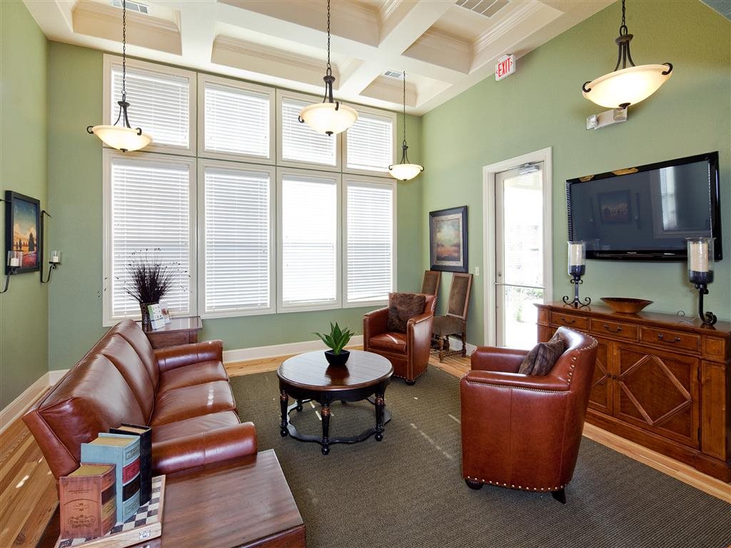 Tierra Pointe Image 2