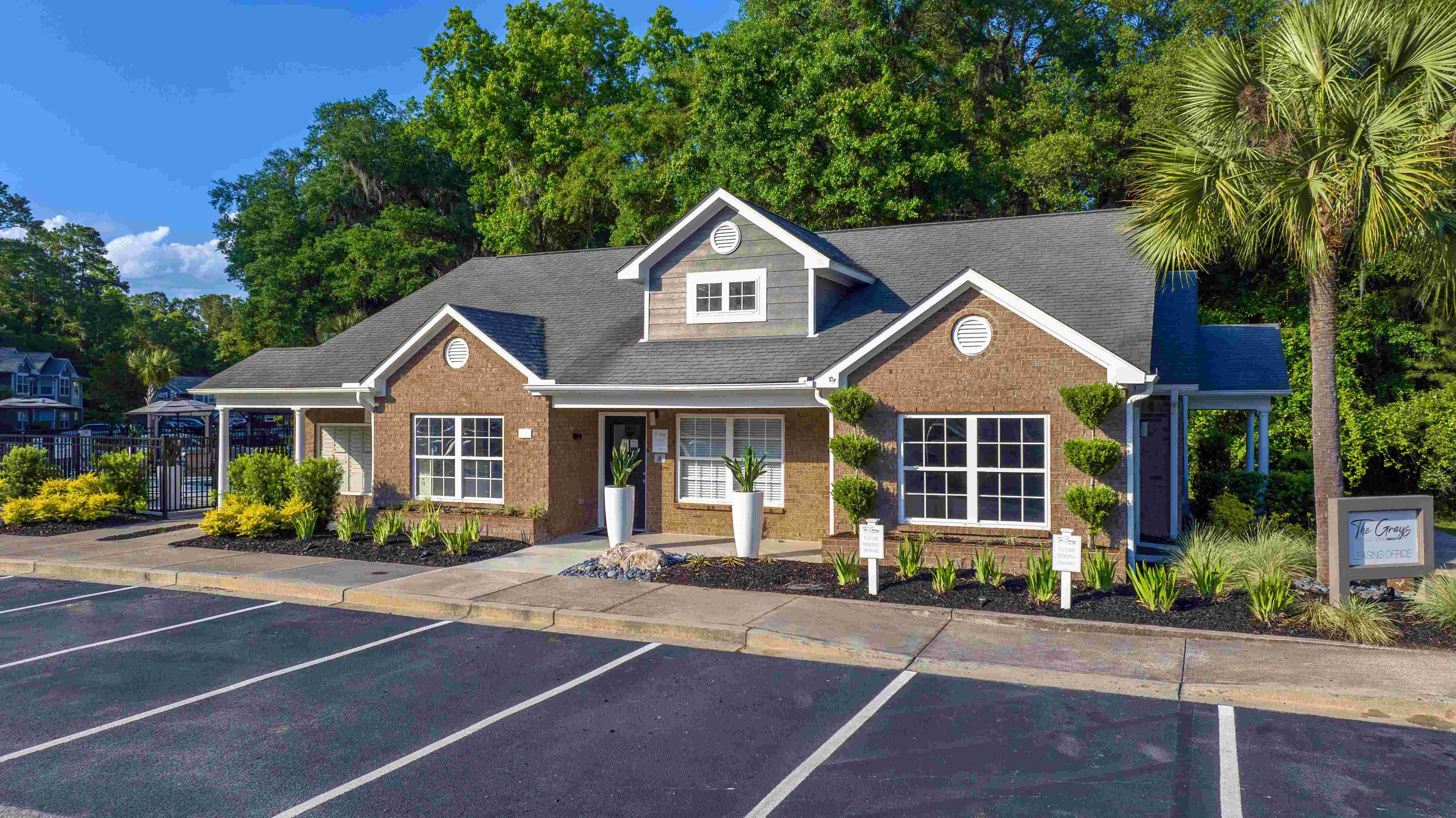 Step inside our leasing office and meet our dedicated leasing team!