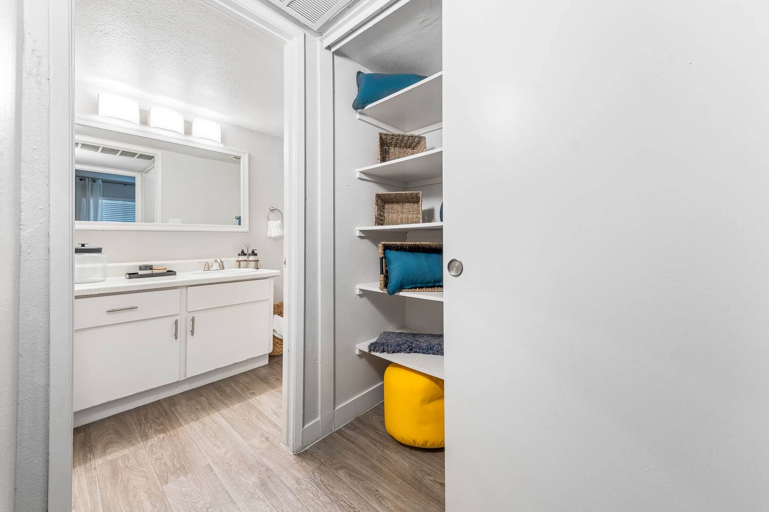 2025 West Apartment Homes Image 7