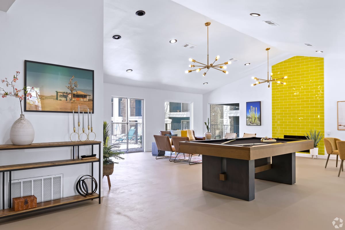 Arlington Oaks Image 3