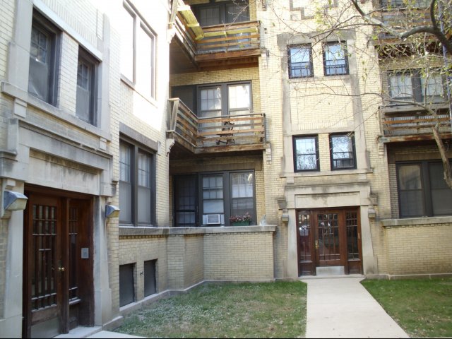 5411-5421 S Ellis Avenue Image 3