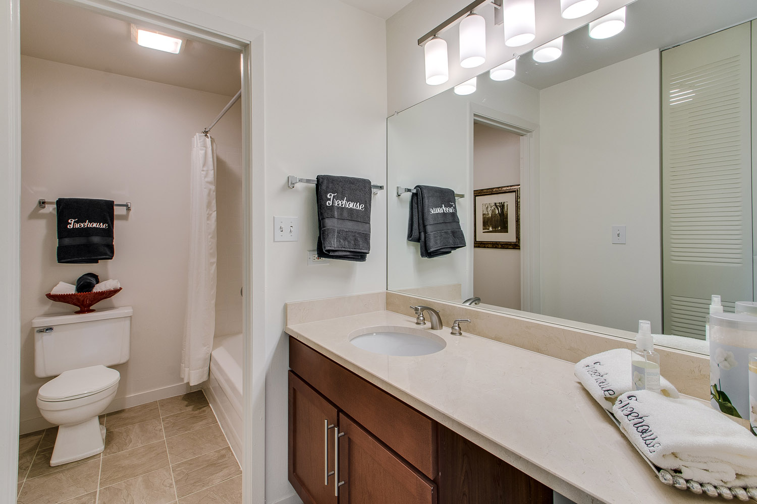 The Treehouse of Schaumburg Image 10