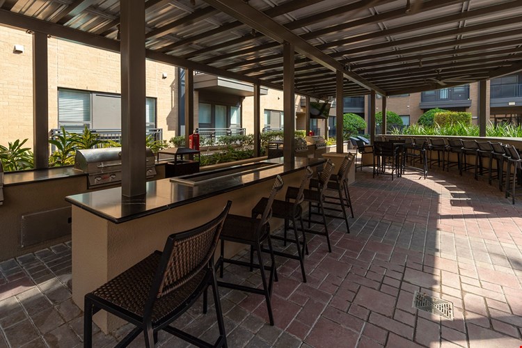 Pearl Midlane Image 8