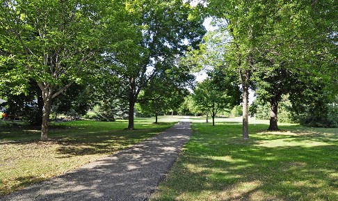 Four Seasons Estates Image 3