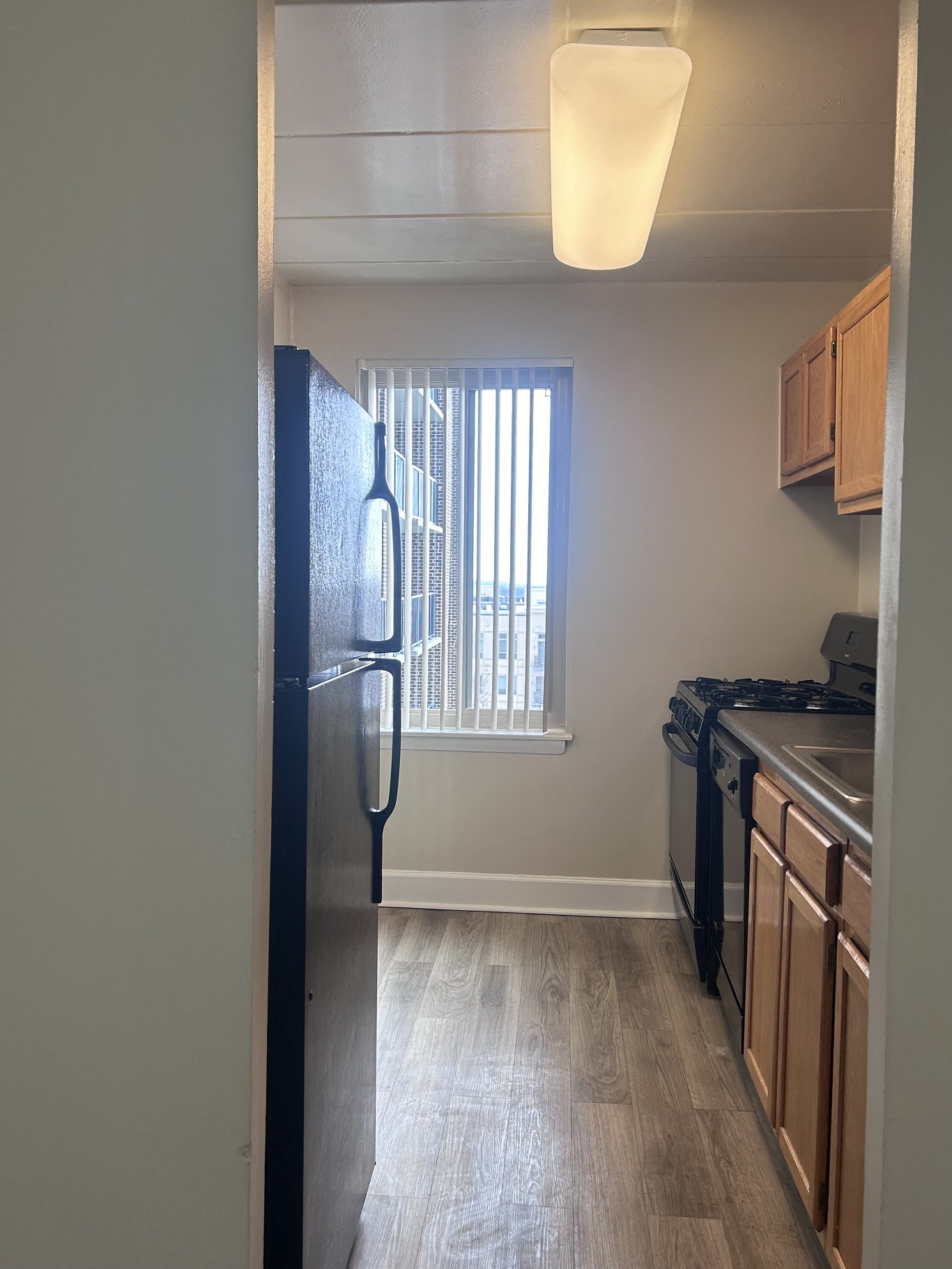 Middletowne & The Dona Image 38