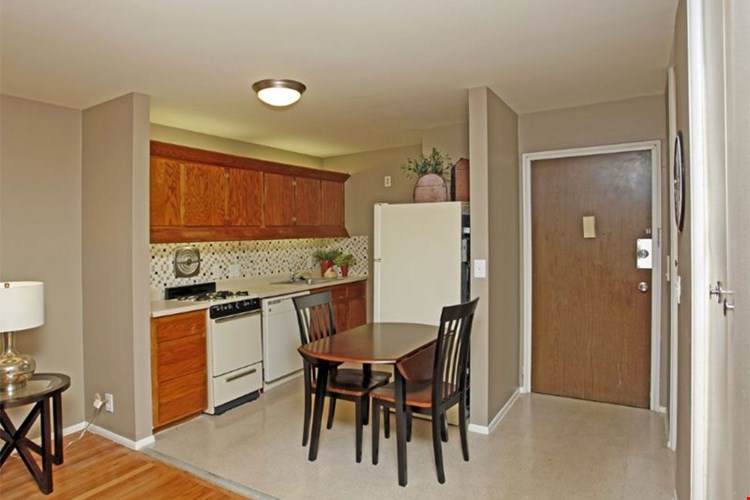 Amber Apartments Image 4