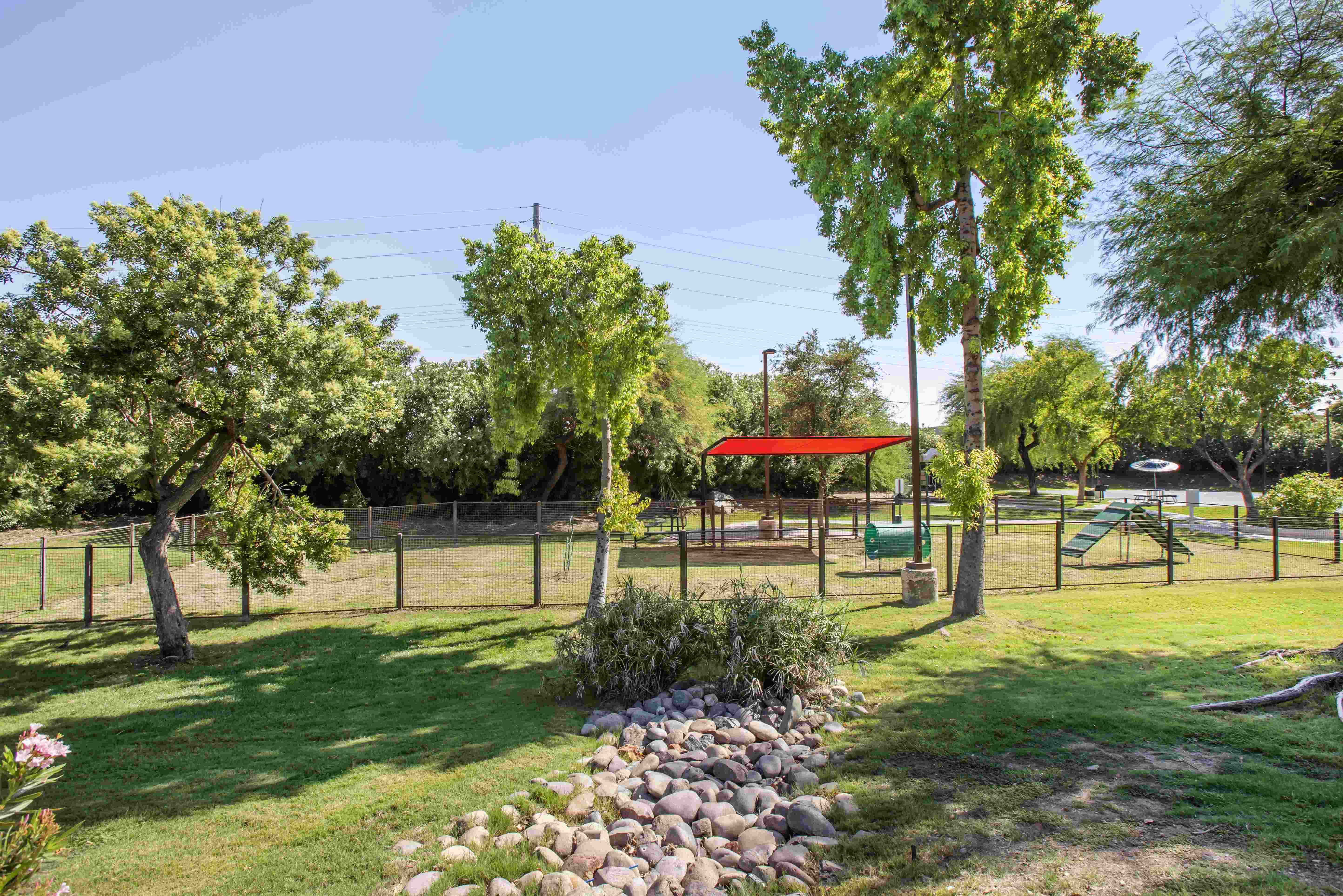 Carlyle at South Mountain Apartments OLD Image 16